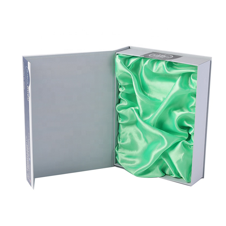 Luxury Wholesale Personalised Magnetic Gift Box with Green Silk Holder
