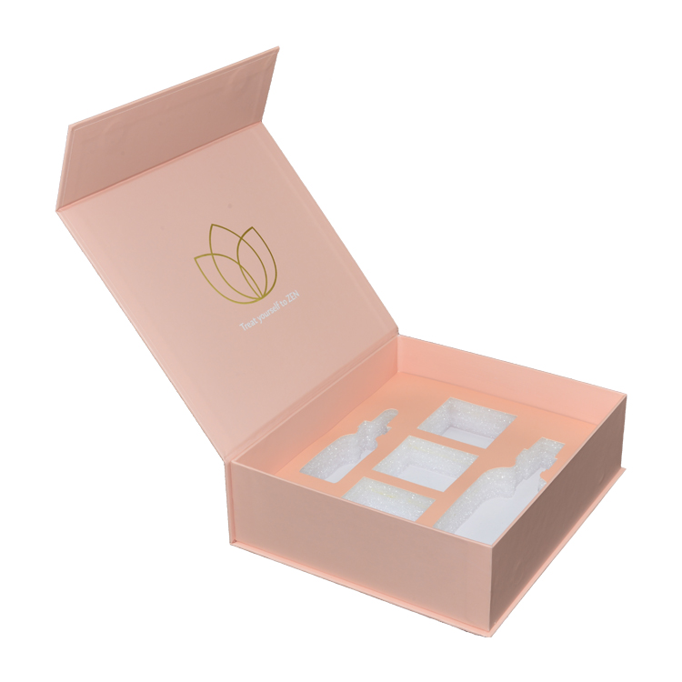 Nude Pink Magnetic Gift Box for Cosmetic Packaging with Foam Holder and Gold Foil Logo