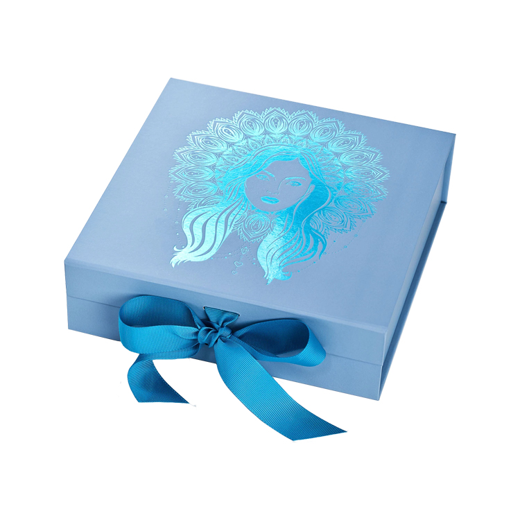 Pale Blue Large Folding Gift Box with Magnetic Closure and Silk Ribbon
