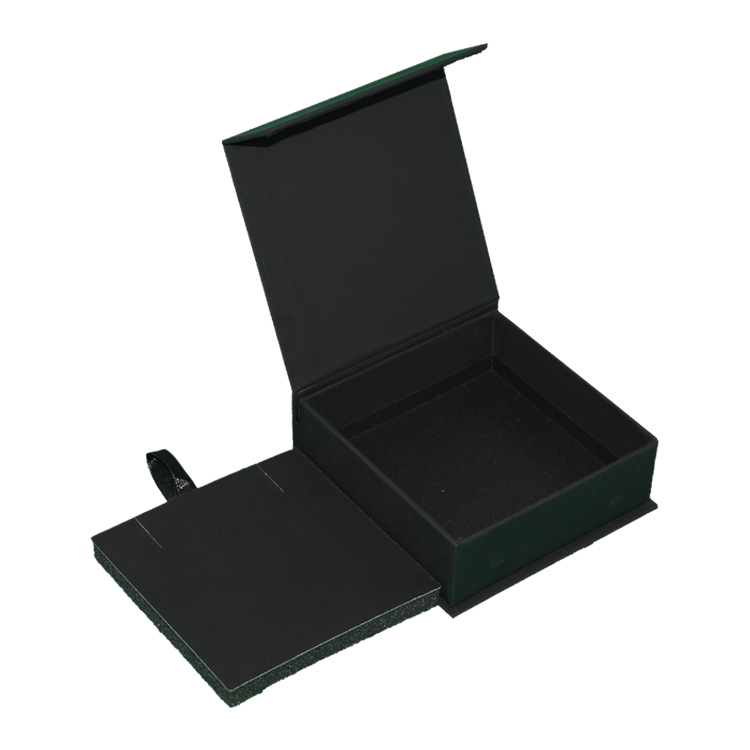 Customized Size Black Jewelry Gift Box with Magnetic Closure, Magnetic Jewelry Box with Foam Holder and Debossed Logo