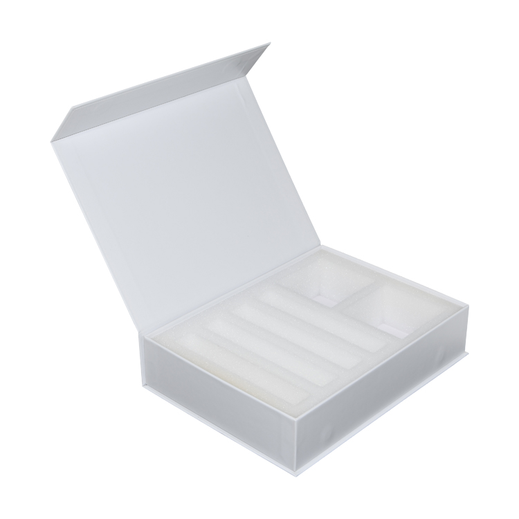 Wholesale Luxury White Magnetic Gift Box with Ribbon and Foam Holder for Cosmetics Packaging