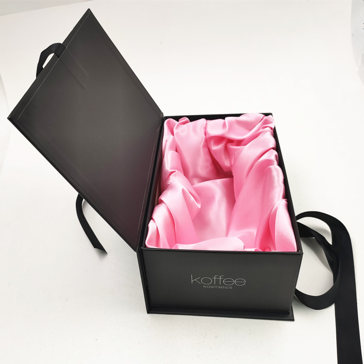 Custom Black Matte Shoulder Handbag Packaging Box Magnetic Gift Boxes Luxury Purse Box Packaging For Purses With Satin Inserts