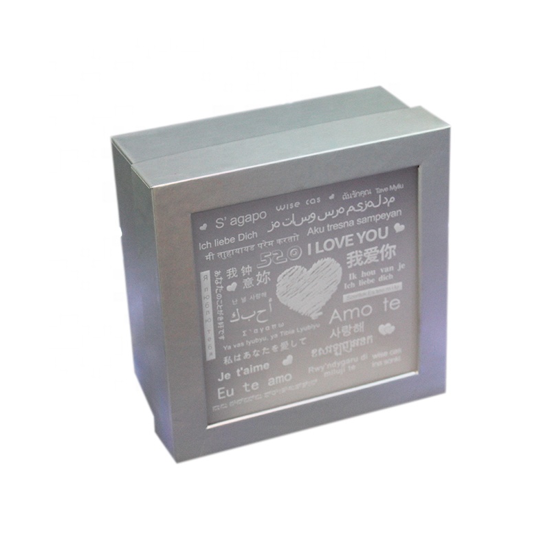Modern Design Low Price Wholesale Holographic Shipping Gift Box Recyclable Cardboard Holographic Box Packaging