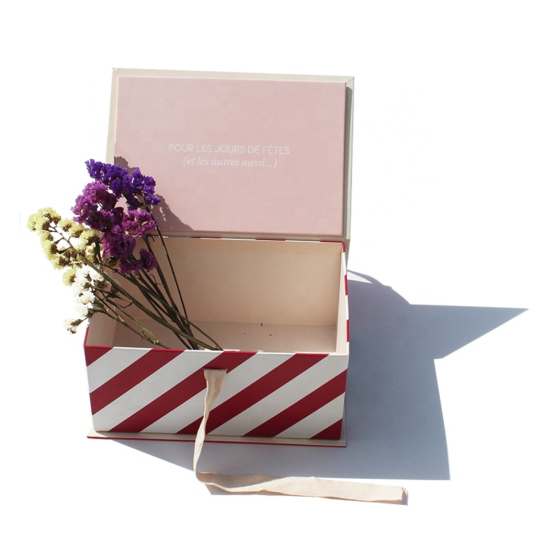 Bridesmaid Custom Luxury Candle Clothings Closure Paper Box Packaging Small Foldable Favor Gift Box With Ribbon
