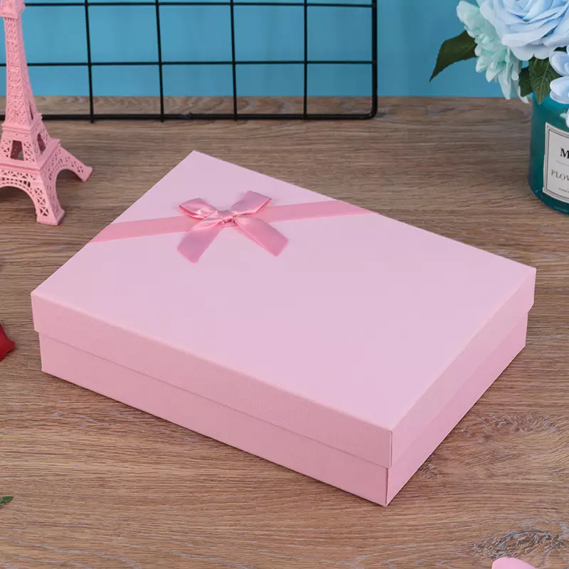 Hot Sale Square Large Gift Box Wholesale Paper Small Cardboard Custom Empty Clothing Gift Pink Packaging Box