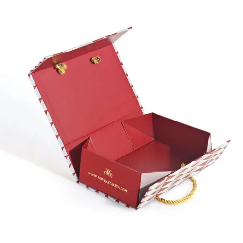 Folding Rigid Fashion Accessories Box with Gold Rope Handle Folding Rigid Fashion Accessories Box with Gold Rope Handle