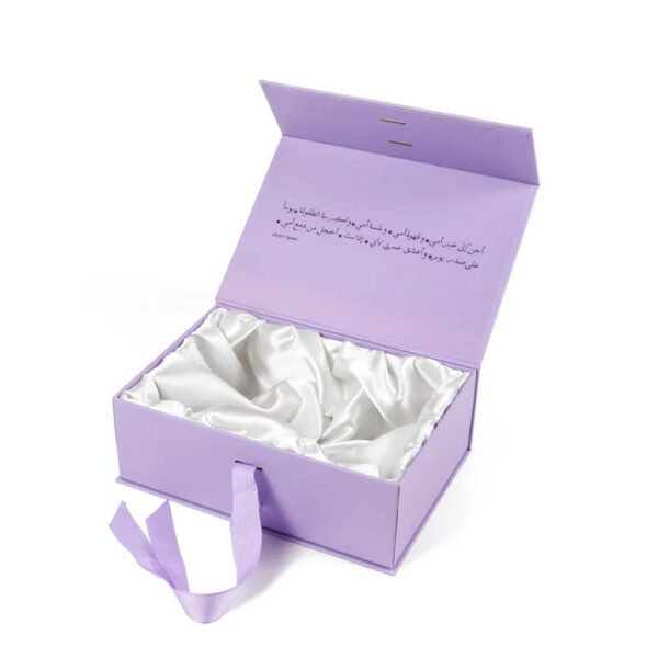 Lavender Rigid Mother's Day Gift Box with Satin Lining Lavender Rigid Mother's Day Gift Box with Satin Lining