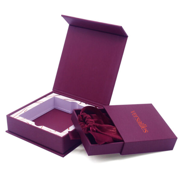 Luxuriöse Geschenkbox für Kreuzschmuck mit festem Einlagefach und Beutel-Set