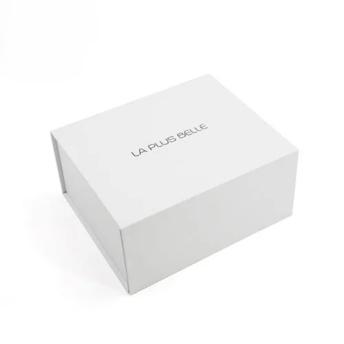 Premium Folding Cosmetic Gift Box with Magnetic Closure Premium Folding Cosmetic Gift Box with Magnetic Closure