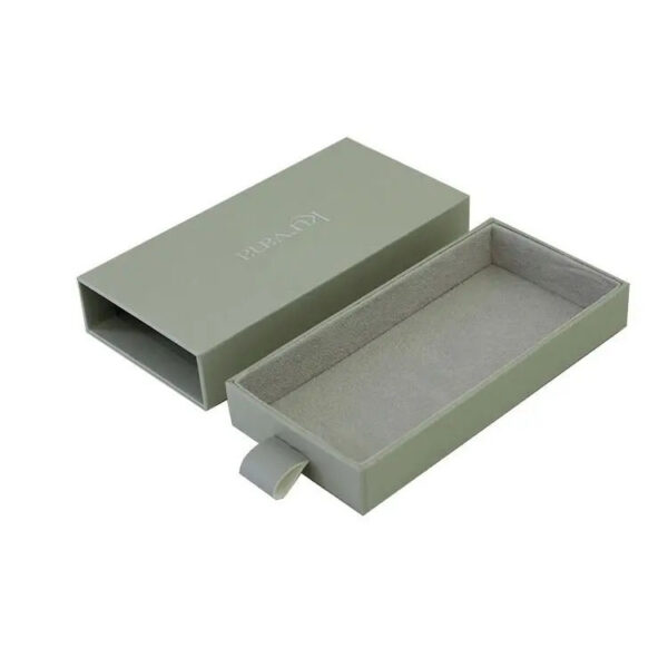 Scatola regalo rigida verde salvia con cassetto e maniglia a nastro