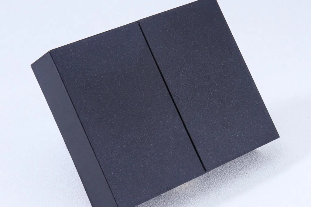 Custom black magnetic closure gift box