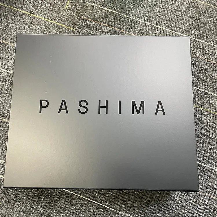 Custom magnetic sealing Apparel Boxes Packaging