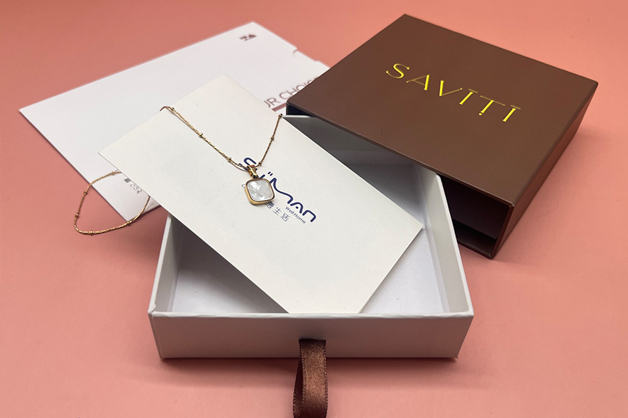 Gift box